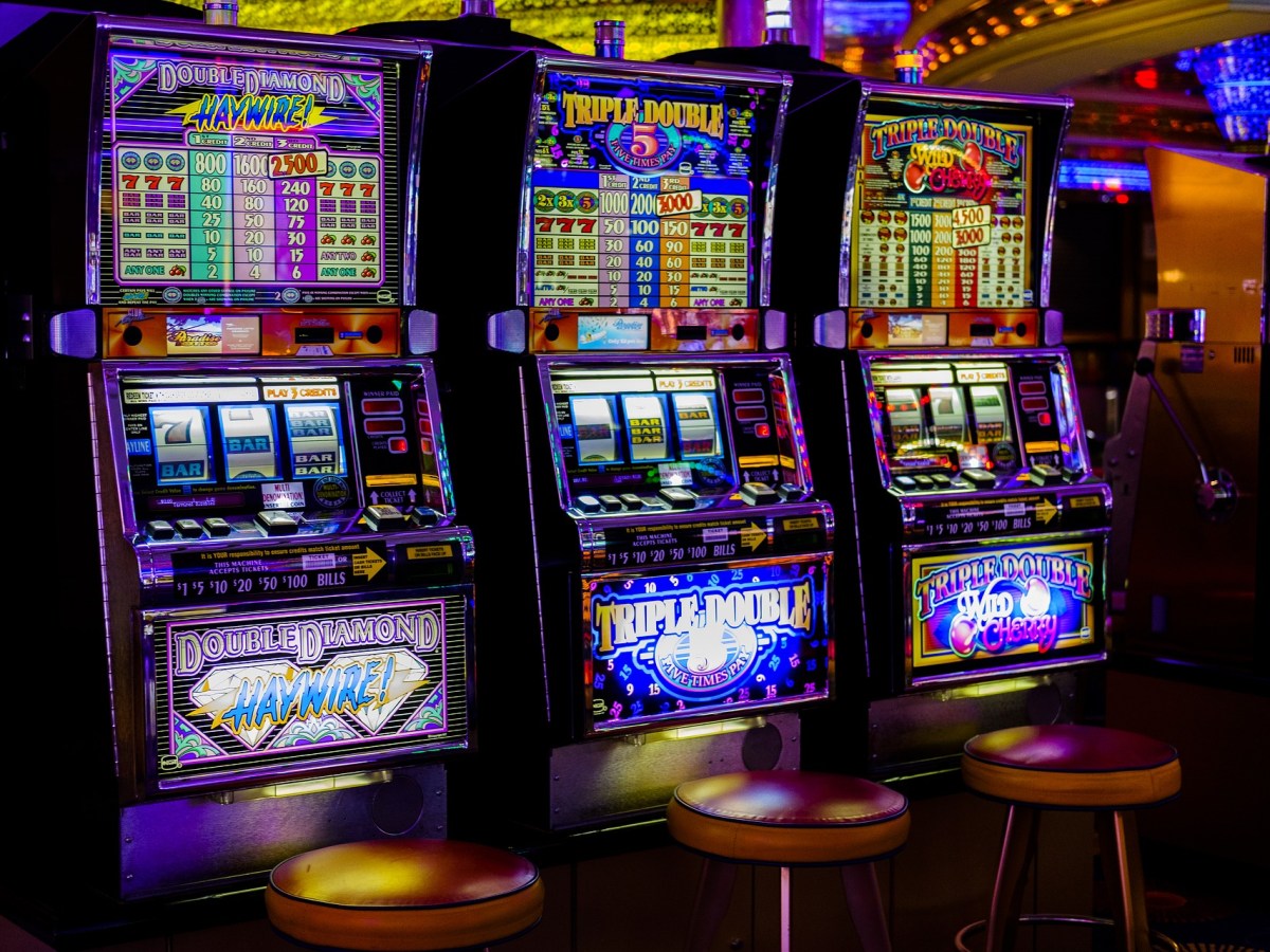 Tips for playing progressive&nbsp;slots